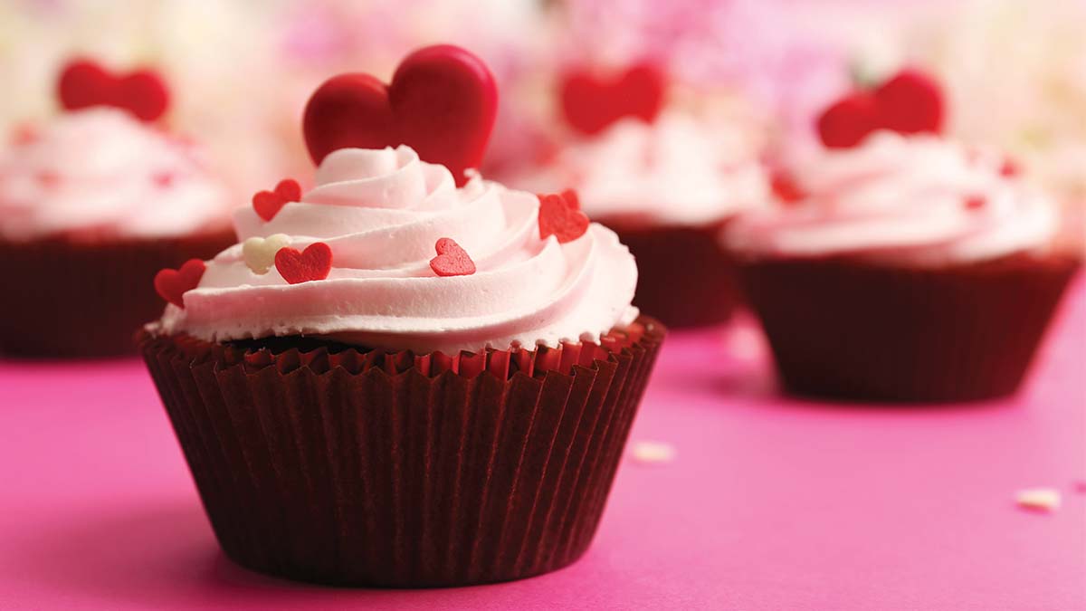 Valentine's Day pink cupcakes