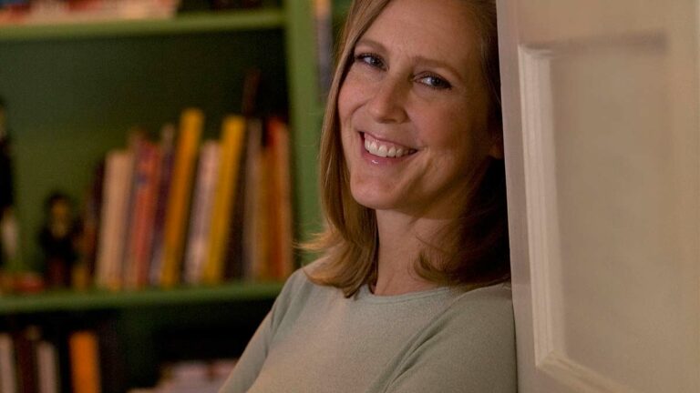 Q&A: Mary Roach on the Weird Science of War