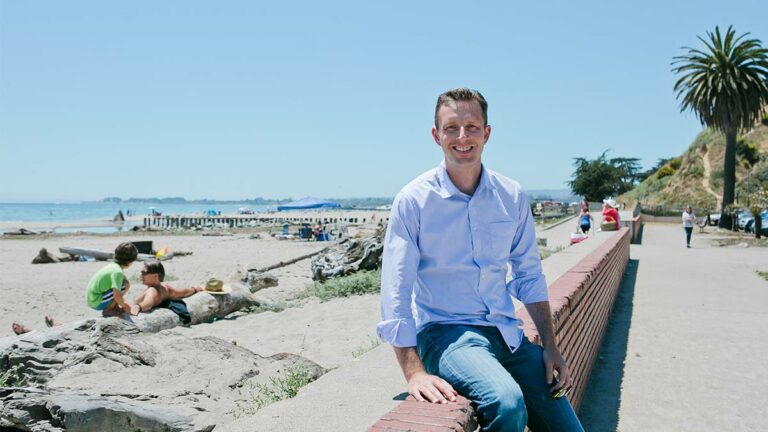 Santa Cruz’s Fireworks Battle