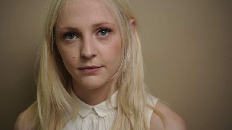 Preview: Laura Marling Returns to Moe’s Alley
