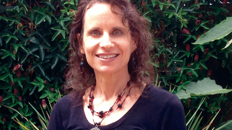 Andrea Wachter Takes on Eating Disorders in Teens
