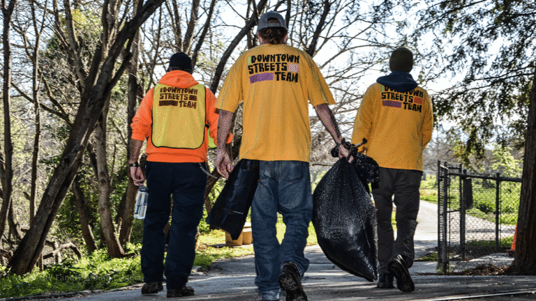 Downtown Leaders Try to Bring in Clean-Up Program