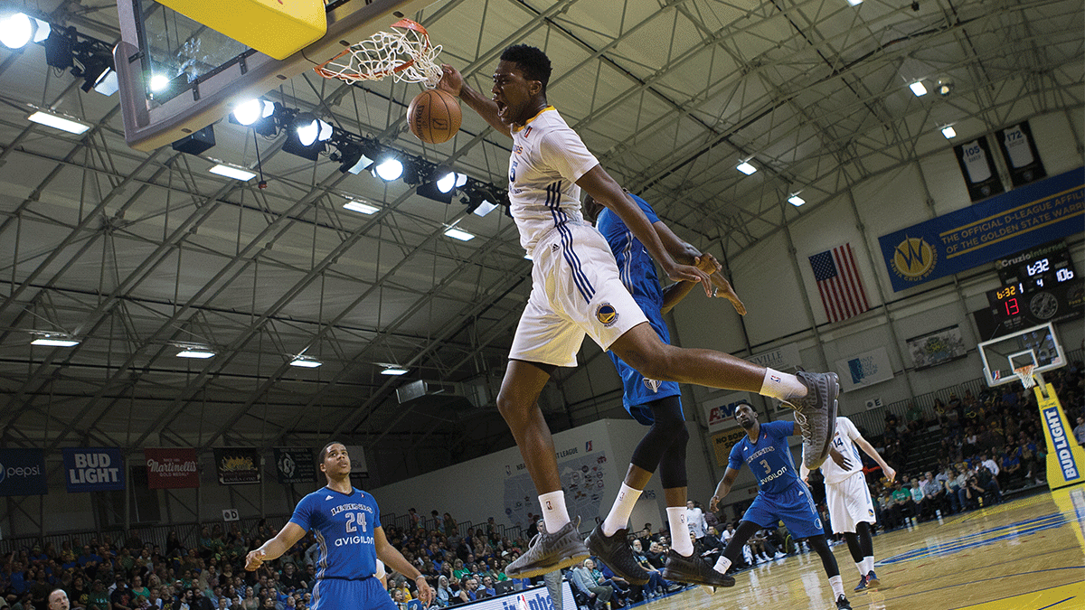 Santa Cruz Warriors Damian Jones