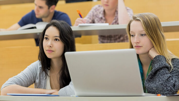 The Benefits of Writing by Hand benefits of handwritten notes over typed notes in class