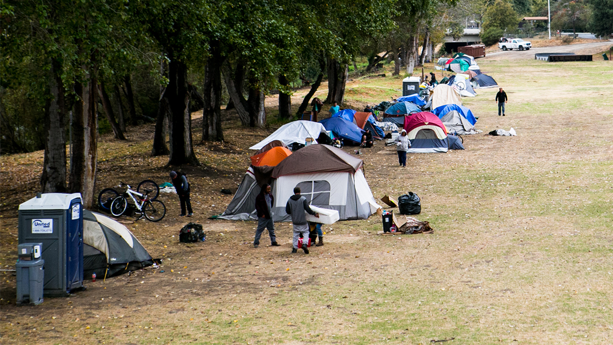 homeless camp San Lorenzo Park