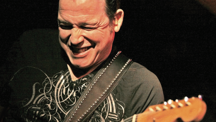 Giveaway: Tommy Castro & the Painkillers Tommy Castro