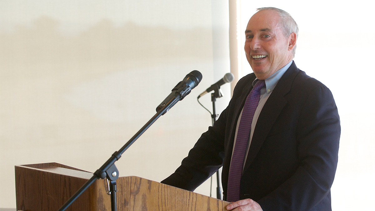 political analyst Dan Schnur on the angry american voter