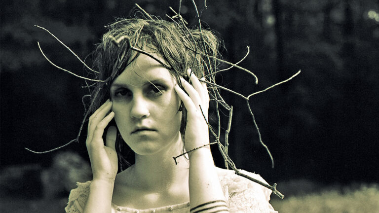 Preview: Johanna Warren to Play Mermaid House