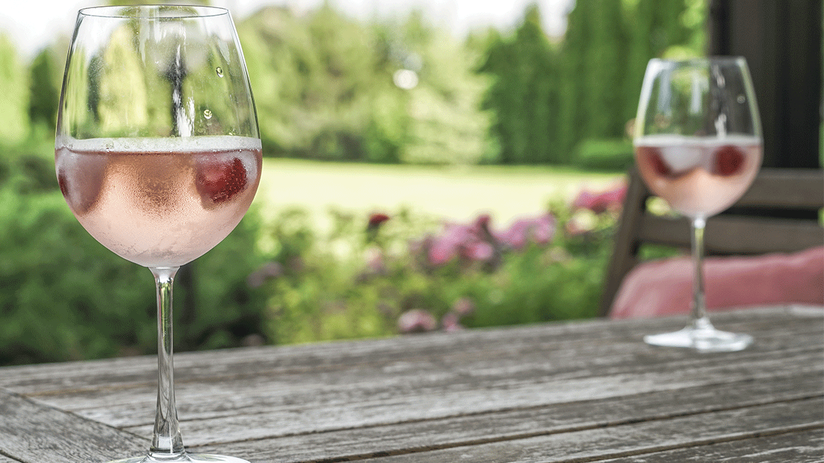 Windy Oaks Rose wine