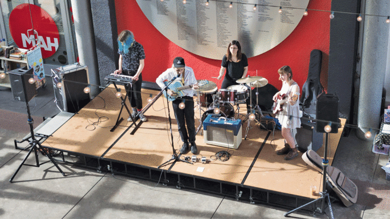 Love Your Local Band: BB Sinclair