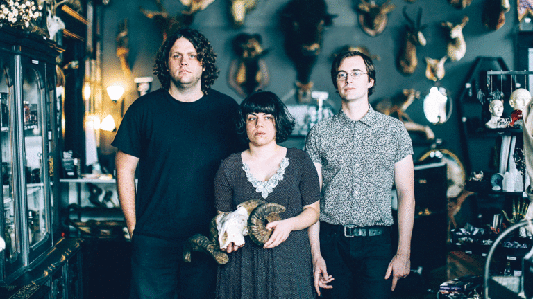 Preview: Screaming Females at the Crepe Place