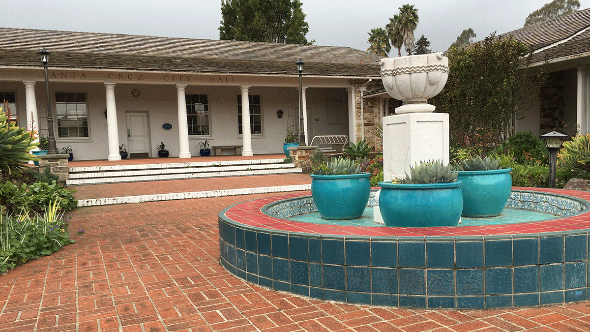 Santa Cruz city hall