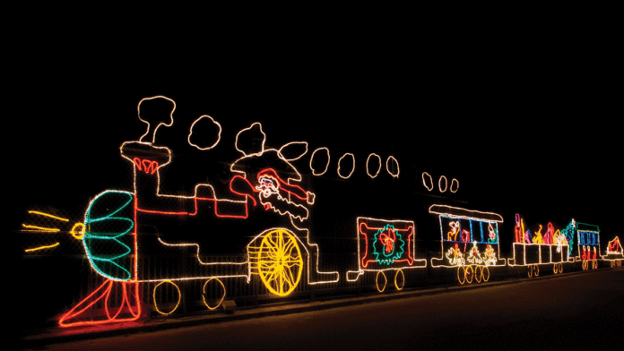 5 Things to Do in Santa Cruz: Dec. 19-25 Santa Cruz Holiday Lights Train