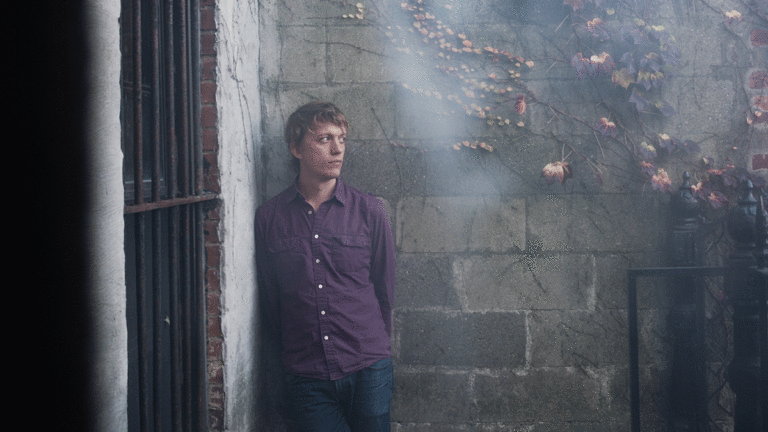 Preview: Steve Gunn at Moe’s Alley