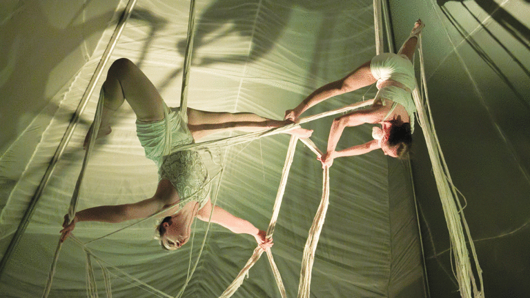 Women’s Circus Troupe Aloft Creates ‘Brave Space’