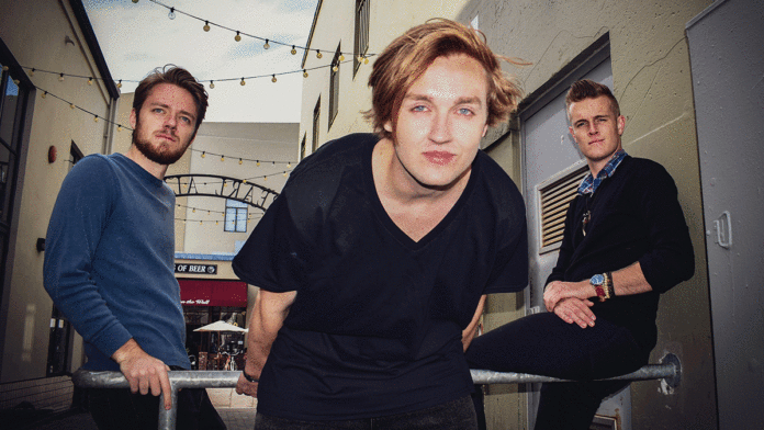 Love Your Local Band: Watch Me Breathe Watch Me Breathe