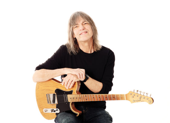 How Mike Stern Glued Together a Comeback Mike Stern