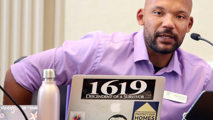 With Santa Cruz Recall Underway, New Candidates Wade Into Race Santa cruz recall drew glover