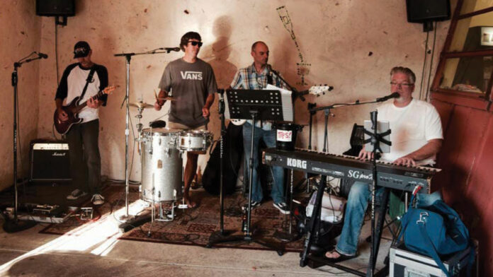 Love Your Local Band: Mike Hadley Band Mike Hadley Band