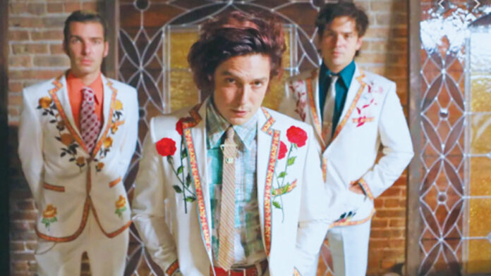Be Our Guest: The Growlers The Growlers
