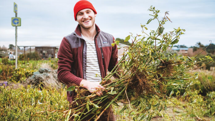 Kicking Off the Season With Bubbly and Burrata at Bantam The Homeless Garden Project’s Cesar Chavez Day of Service is the perfect opportunity to get back to the land. PHOTO: BERNARDO SALCE