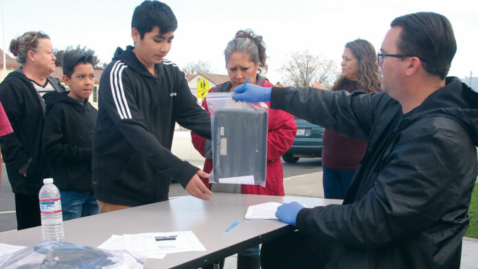 Are Santa Cruz County Students Ready for Distance Learning?