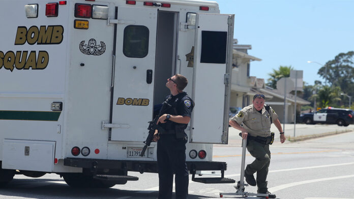 Police Investigate Suspicious Object on Santa Cruz Westside