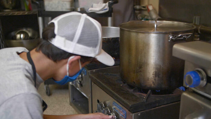 Teen Kitchen Project Whips Up Meals for Those in Need