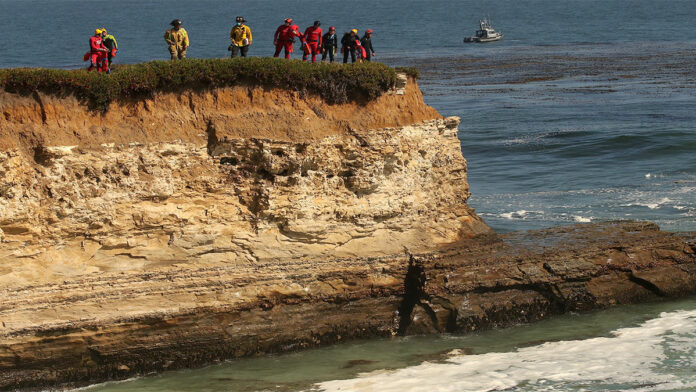 Car Plunges into Sea in Santa Cruz Following Police Chase