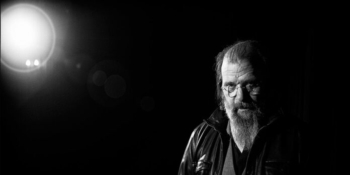 โLove You Madlyโ Fire Relief Livestream Adds Steve Earle, More