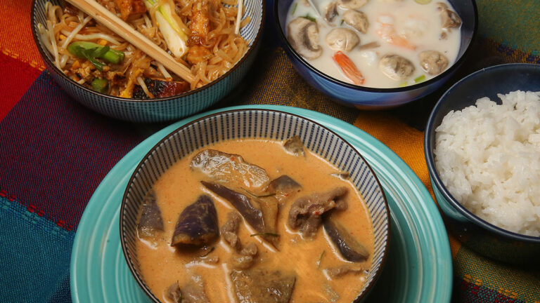Real Thai Kitchen Delivers Spicy, Cozy Specialties