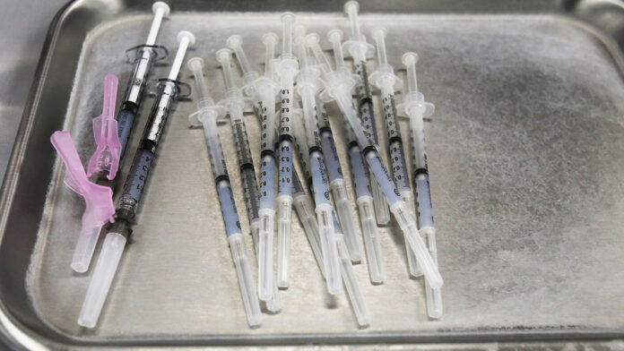 Californiaโs New Goal: Vaccinate A Million People in 10 Days