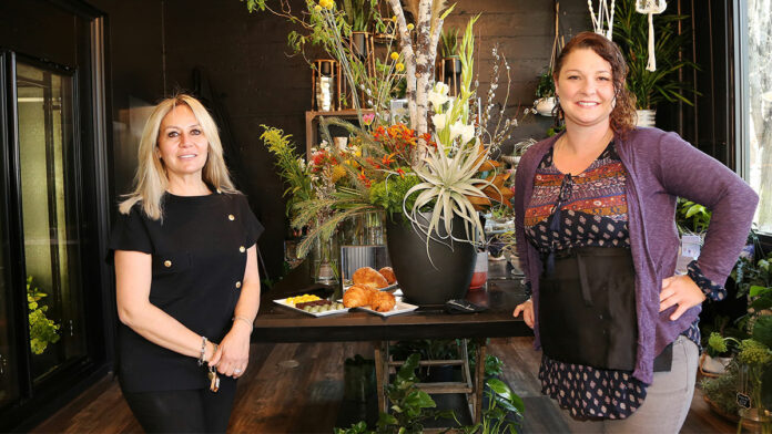Cafe and Floral Boutique Flower Bar Blooms Downtown