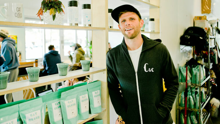 Clubhouse Draws Users by Focusing on the Art of Conversation