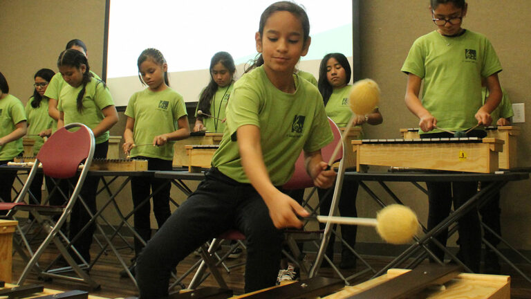 El Sistema Plans Summer Music Programs for Students
