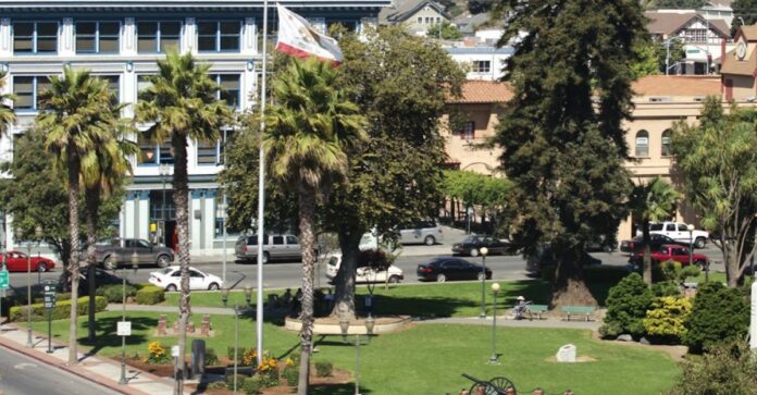 Watsonvilleโs Music in the Plaza Series Returns July 8 watsonville-plaza