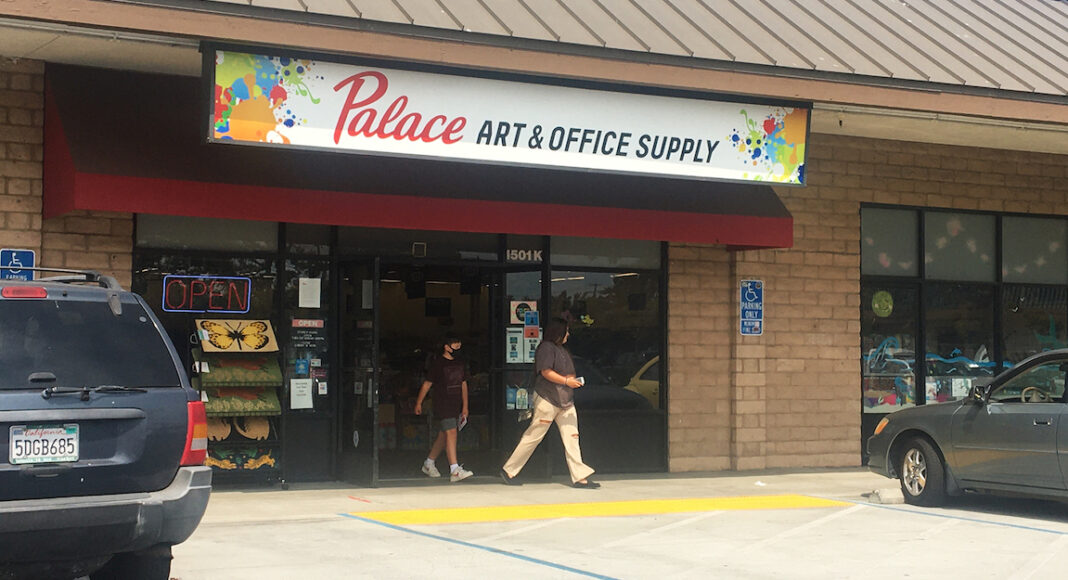 palace-arts-to-close