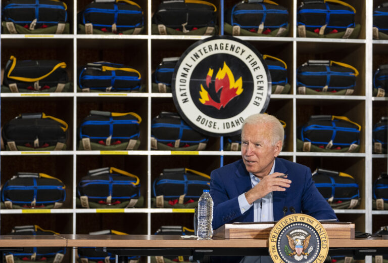 In California, Worsening Fires Show Limits of Biden’s Power