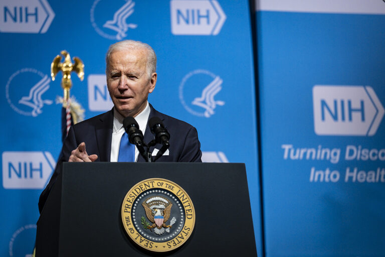 Biden Vows to Fight Omicron With ‘Science and Speed, Not Chaos and Confusion’