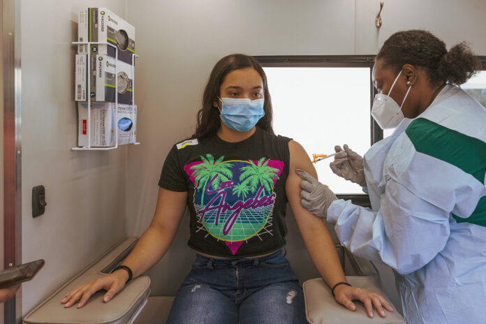 FDA Authorizes Pfizer Boosters for 16- and 17-Year-Olds