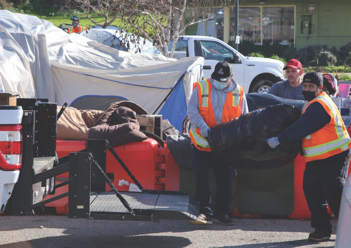 City Closes Depot Park Encampment, People Return to Benchlands Santa Cruz Homeless