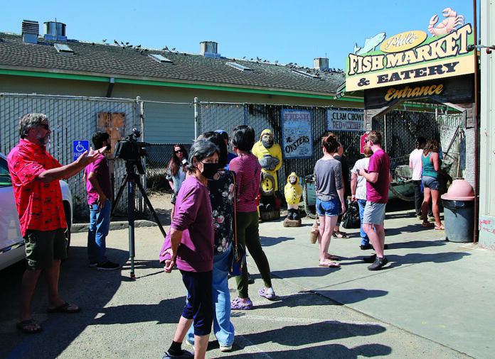 Philโs Fish Market and Eatery Closes