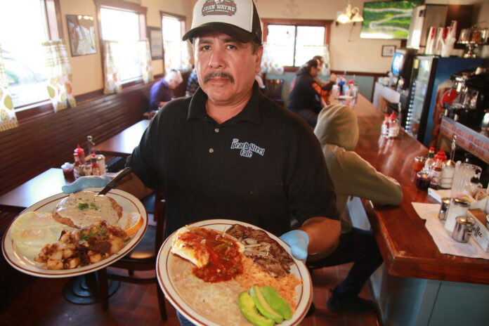 Beach Street Cafรฉ Offers a Cross-Cultural Menu