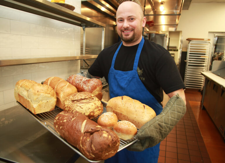 Busy Bees Café’s Elevated Comfort Food Buzzes