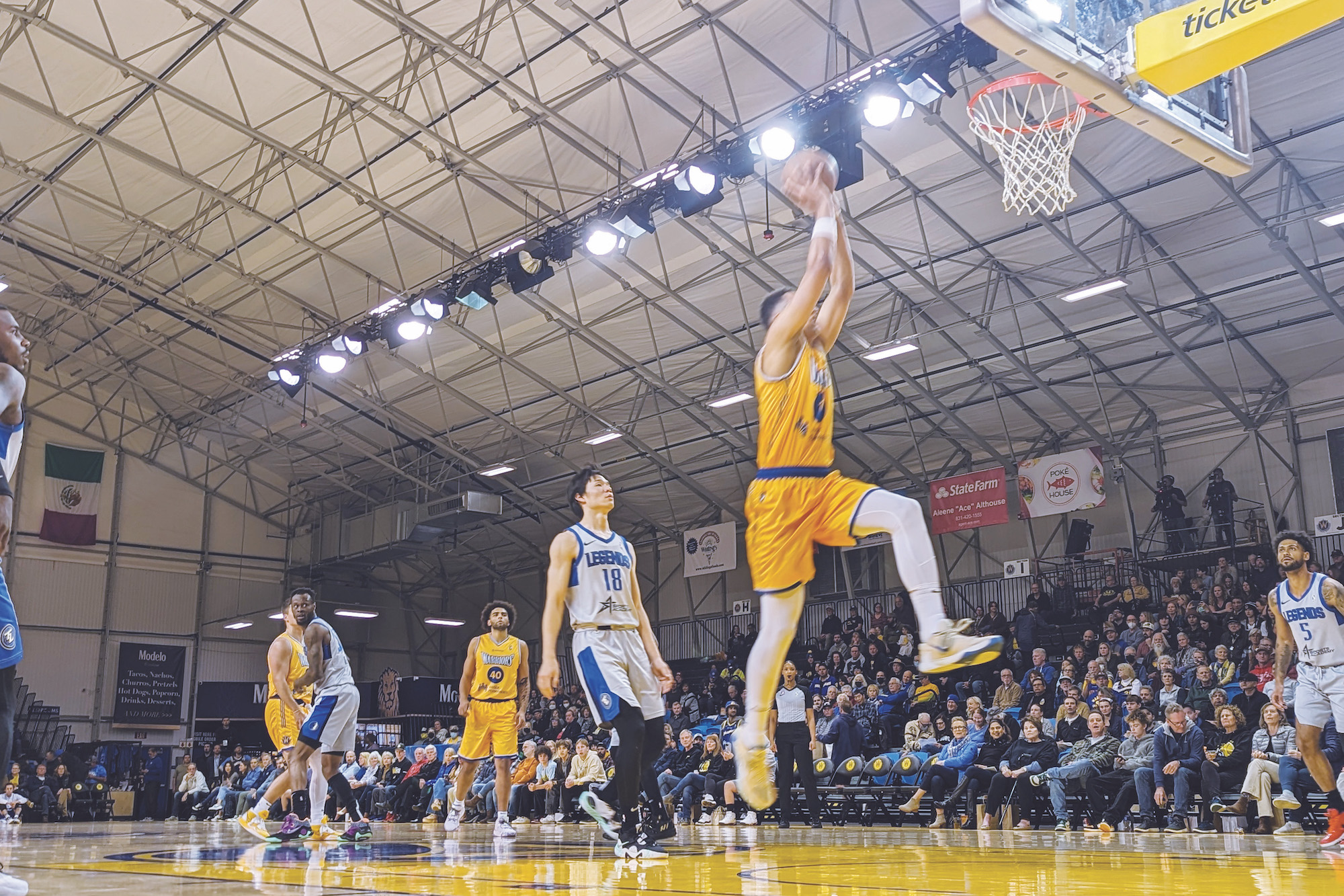 Santa-Cruz-Warriors-10-years