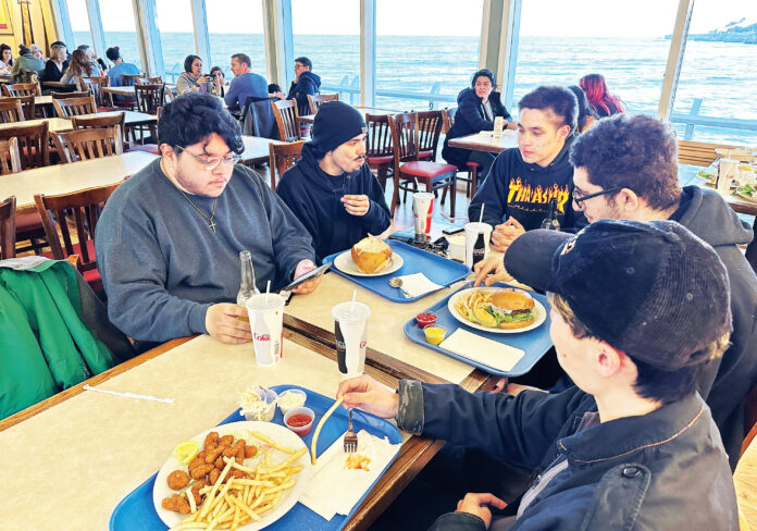 Woodies Café Delivers Retro Vibes, Fresh Seafood and Ocean Views woodies cafe Santa Cruz