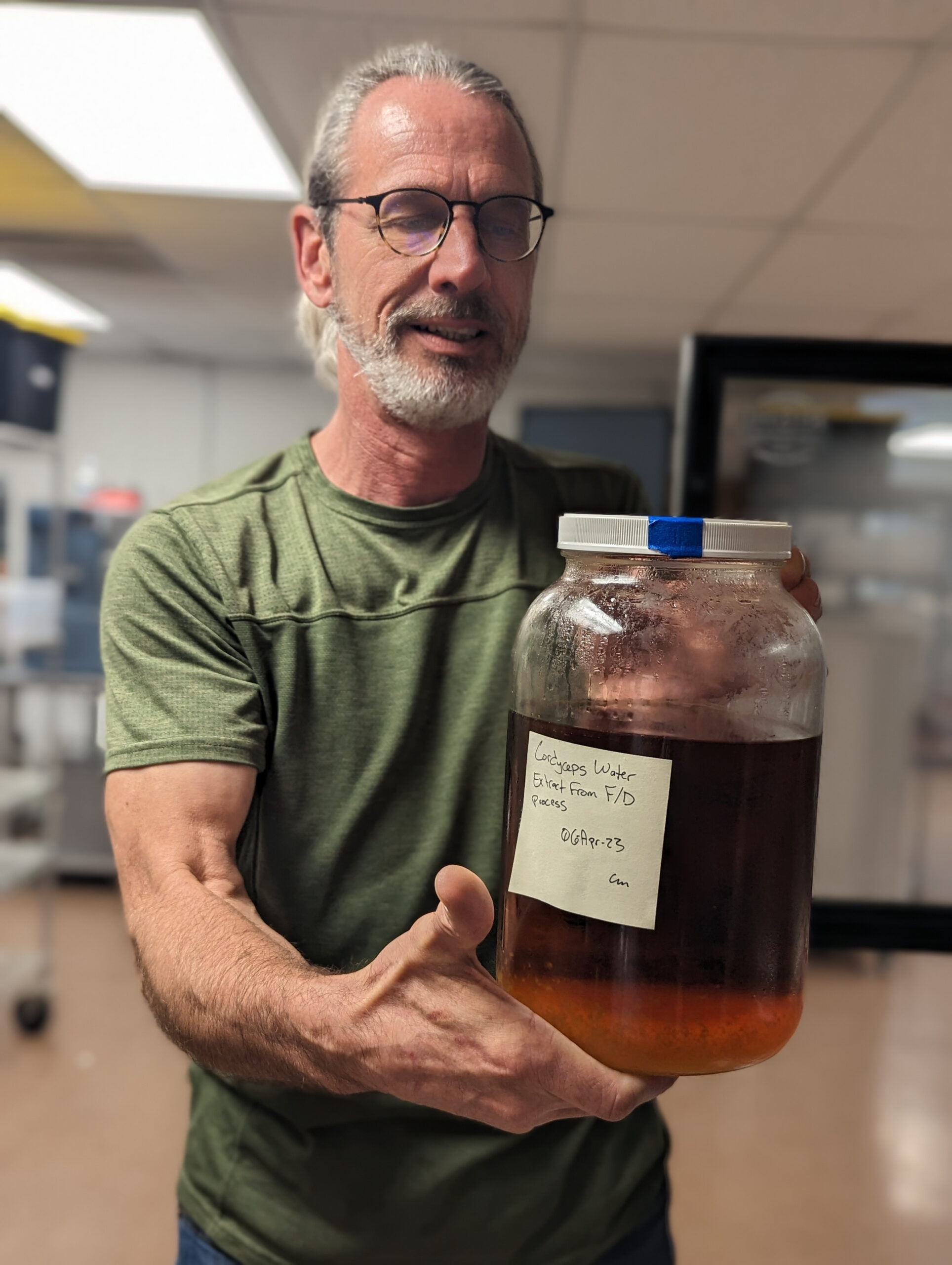 MycoSci’s living racks of cordyceps