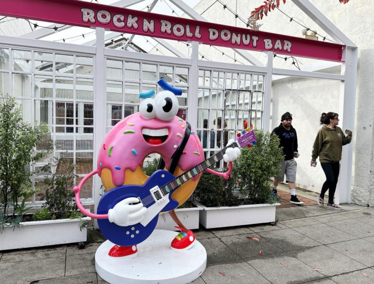 Rock N Roll Donut Bar