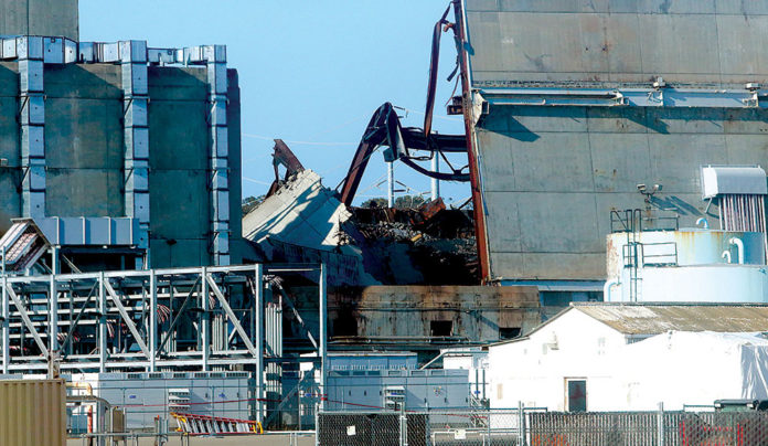 Storage Wars Damaged building
