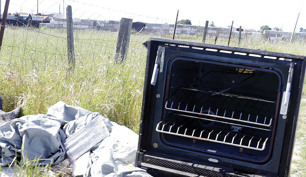 Abandoned range on a rural road